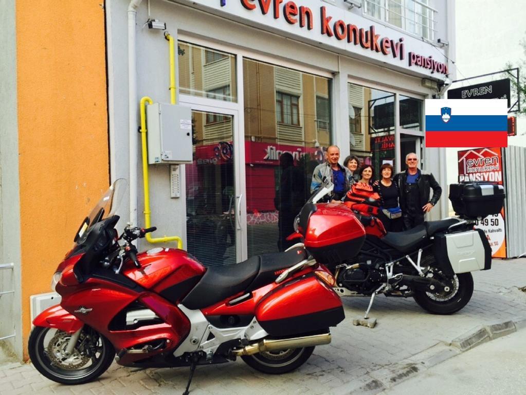 Evren Konukevi Pansiyon Bolu Exteriör bild